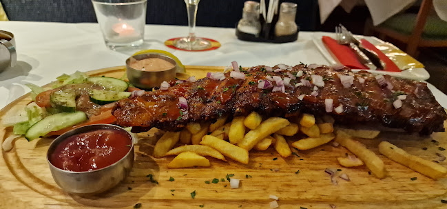 Opinii despre Restaurant-Café Weit în Klosterneuburg - Gastronomie und Hotellerie