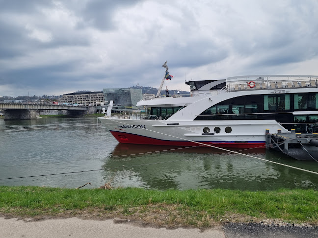 Comentarii opinii despre Lentos Cafe-Bar-Restaurant