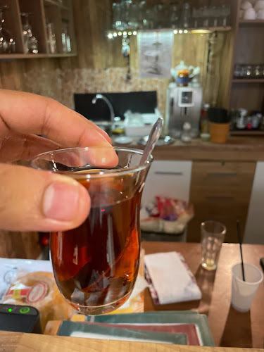 Shiraz Restaurant - Gastronomie und Hotellerie