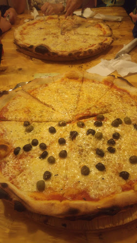 Opinii despre Pizzeria Olive Restaurante în St. Johann im Pongau - Gastronomie und Hotellerie