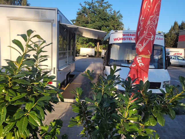 Opinii despre Wiener Würstelstand zum Ackerl în Wien - Gastronomie und Hotellerie