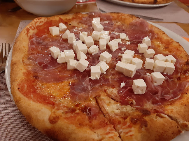 Restaurant Pizzeria Ziegelei - Gastronomie und Hotellerie