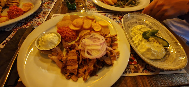 AKROPOLIS - Gastronomie und Hotellerie