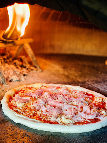 Opinii despre Trattoria Castel Nuovo în Klosterneuburg - Gastronomie und Hotellerie