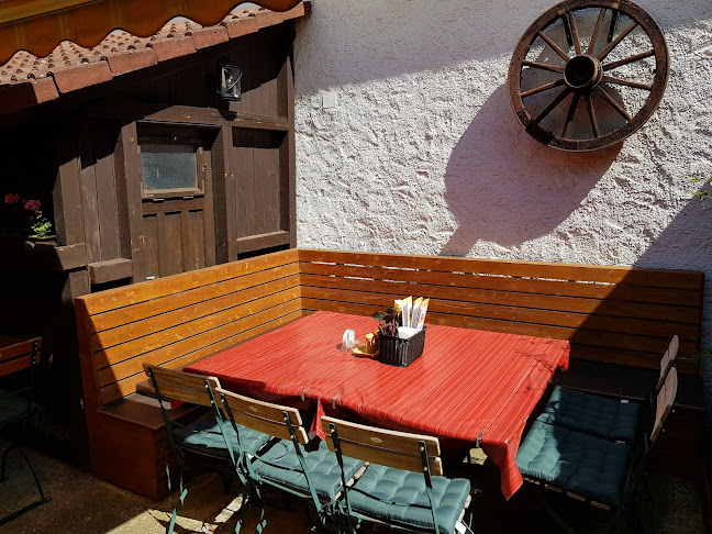 Opinii despre Netzls Heuriger în Trautmannsdorf an der Leitha - Gastronomie und Hotellerie