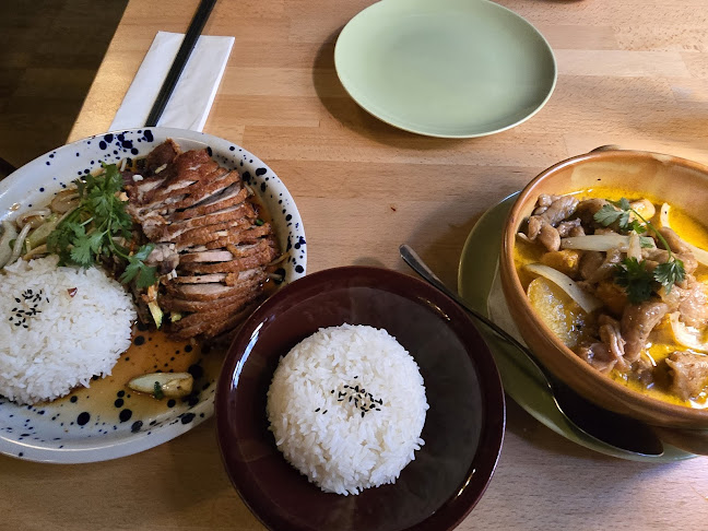 Comentarii opinii despre BuiVien Street (TataX) 1030