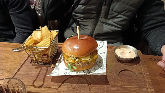 Opinii despre Burger Boutique Kapfenberg ECE în Kapfenberg - Gastronomie und Hotellerie