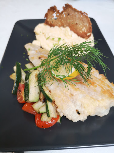 Comentarii opinii despre Baths Kitchen