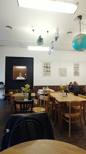 WIRR Bar & Restaurant