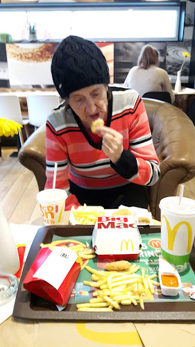 McDonald's Schlitters - Gastronomie und Hotellerie