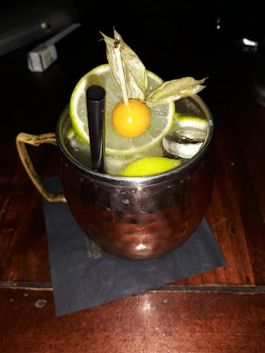 Comentarii opinii despre Cocktailbar - Billardcafé Downstairs