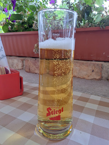 Opinii despre Gasthaus s' Durchhaus în Trautmannsdorf an der Leitha - Gastronomie und Hotellerie