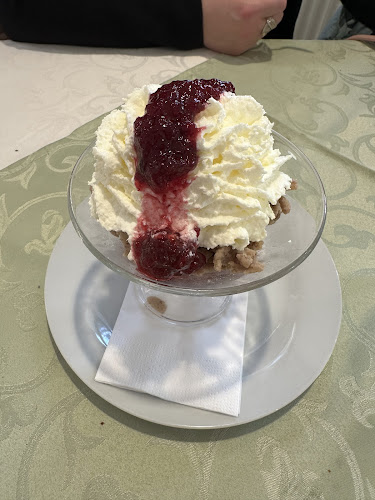 Opinii despre Gasthaus Juhasz în Mödling - Gastronomie und Hotellerie