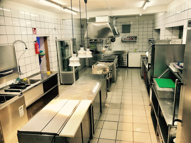 Opinii despre M1 Lounge Bischofshofen în Bischofshofen - Gastronomie und Hotellerie