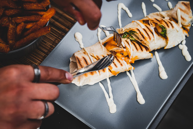 Unicorn Bar Kitchen & Club