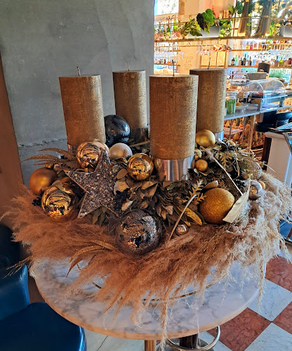 Salon Marie - Gastronomie und Hotellerie