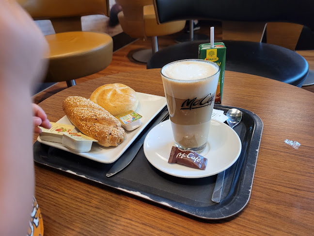 Opinii despre McDonald's Villach în Villach - Gastronomie und Hotellerie