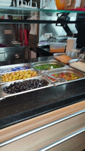 Opinii despre Duru Café & Restaurant în Wien - Gastronomie und Hotellerie