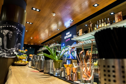 Som Kitchen Eatery - Twin Towers