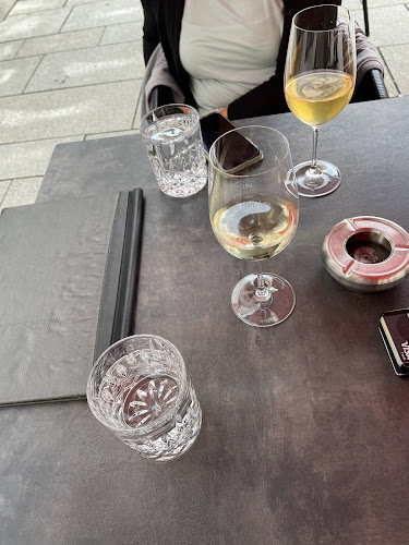 WEIN & CO Salzburg Platzl – Weinbar & Shop - Gastronomie und Hotellerie