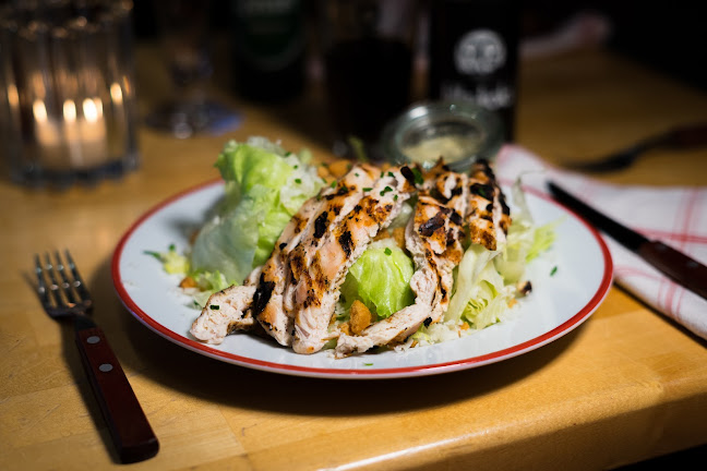 Opinii despre Zielhaus Red Bull Kitzbühel în Kitzbühel - Gastronomie und Hotellerie