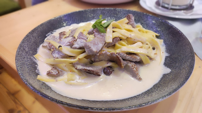 Trattoria - Pizzeria Gabriela - Gastronomie und Hotellerie