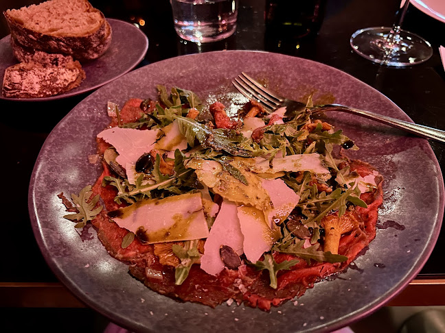 THELL | Restaurant & Bar