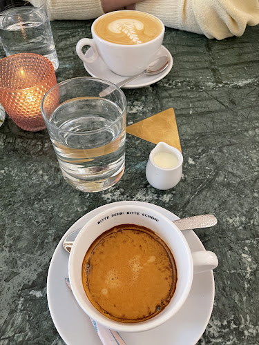 Herr Leopold - Neue Wiener Kaffeehauskultur - Salzburg