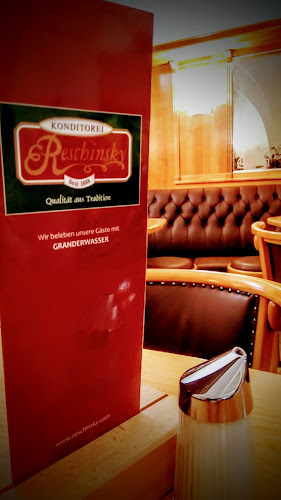 Comentarii opinii despre Konditorei Reschinsky