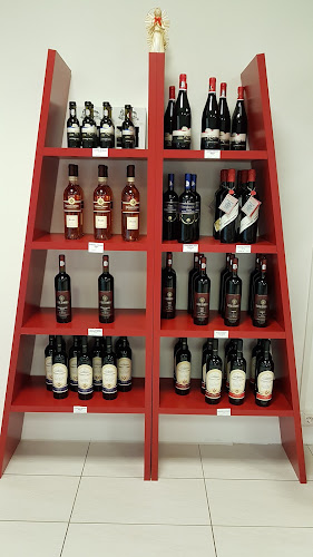 Comentarii opinii despre Oros Delikatessen Ungarisch-rumänische Spezialitäten