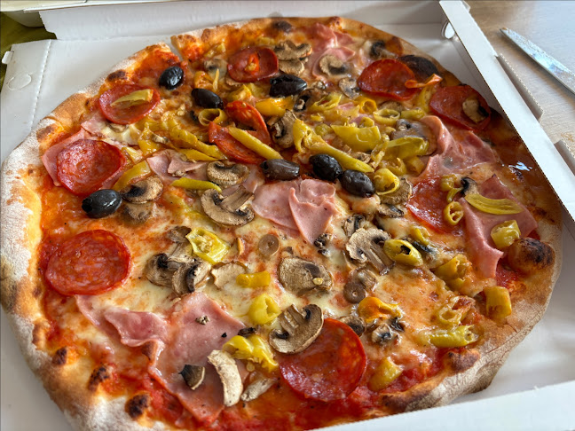 Ristorante Pizzeria LaRustica - St. Johann in Tirol