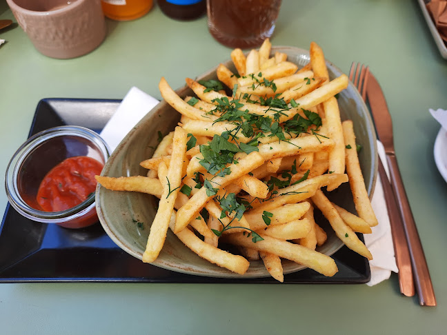 P - Gastronomie und Hotellerie