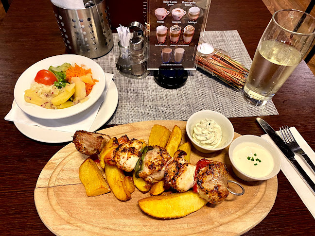 Rechte Hauptzeile 5, 7053 Hornstein