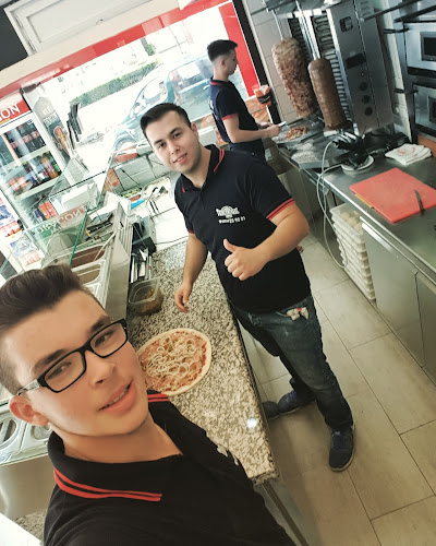 Kebap-Pizzahaus Tribuswinkel - Gastronomie und Hotellerie