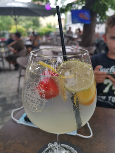 Johny's Burger - Gastronomie und Hotellerie