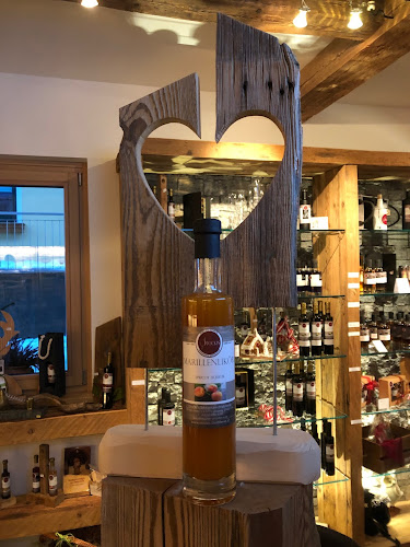 Comentarii opinii despre Stockis Mountaindestillerie & Living