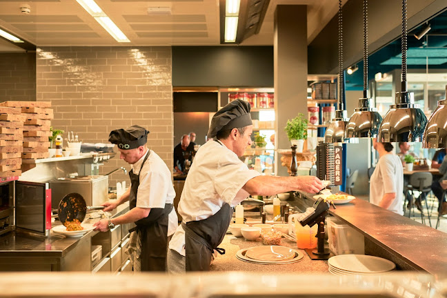 CUCINA FABBRICA PIZZA & PASTA Restaurant - Gastronomie und Hotellerie