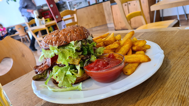 SCS-Straße, 2334 Vösendorf, Österreich