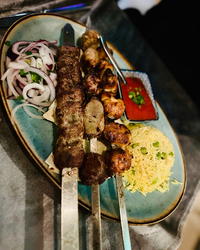 Opinii despre IKAT Restaurant în Wien - Gastronomie und Hotellerie