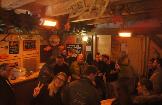 Fippse‘s Glühweinstandl - Gastronomie und Hotellerie