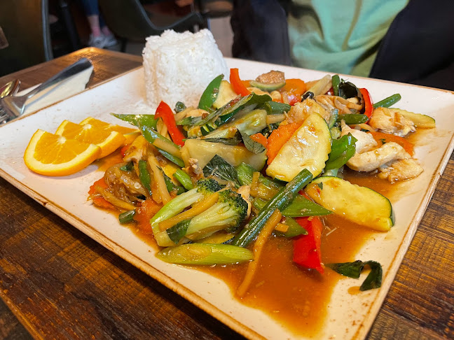 Aroi Thai Restaurant - Gastronomie und Hotellerie