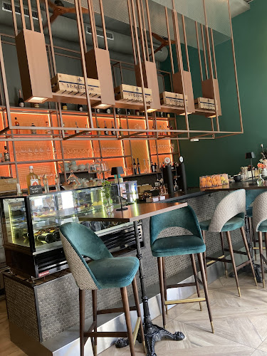 Opinii despre Ma Belle Bistro & Bar în Wien - Gastronomie und Hotellerie