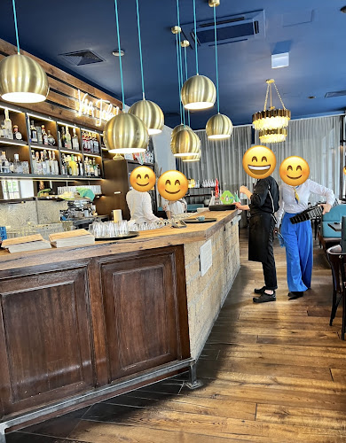 Opinii despre Via Toledo Enopizzeria în Wien - Gastronomie und Hotellerie