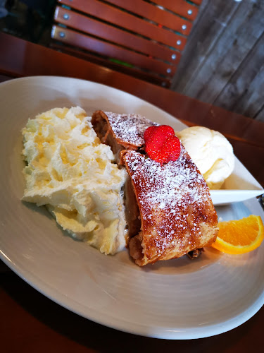 Restaurant Salzstadl in der Burgenwelt Ehrenberg - Vils