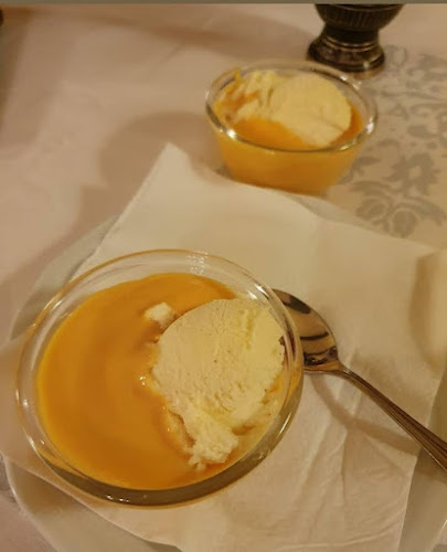 Bollywood Tandoori Indisches Spezialitäten Restaurant - Innsbruck - Gastronomie und Hotellerie