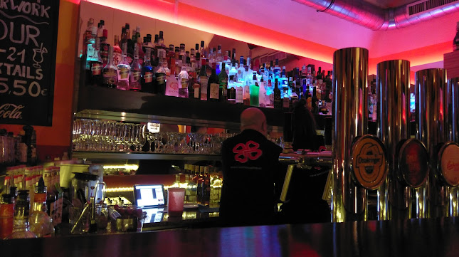 Heartbeat Cocktail Bar - Gastronomie und Hotellerie