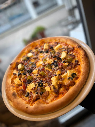 Opinii despre Pizzeria David Urfahr - Pizza Pasta Burger în Linz - Gastronomie und Hotellerie