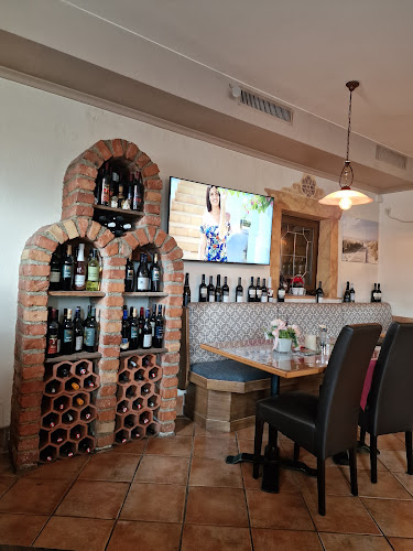 Pizzeria AL DADO - Gastronomie und Hotellerie