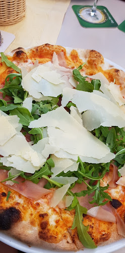 Ristorante Pizzeria LaRustica - St. Johann in Tirol