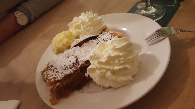 Comentarii opinii despre Huberbräu-Stüberl